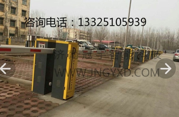 单县济南小区物业安装停车场道闸，冠宇厂家现货供应